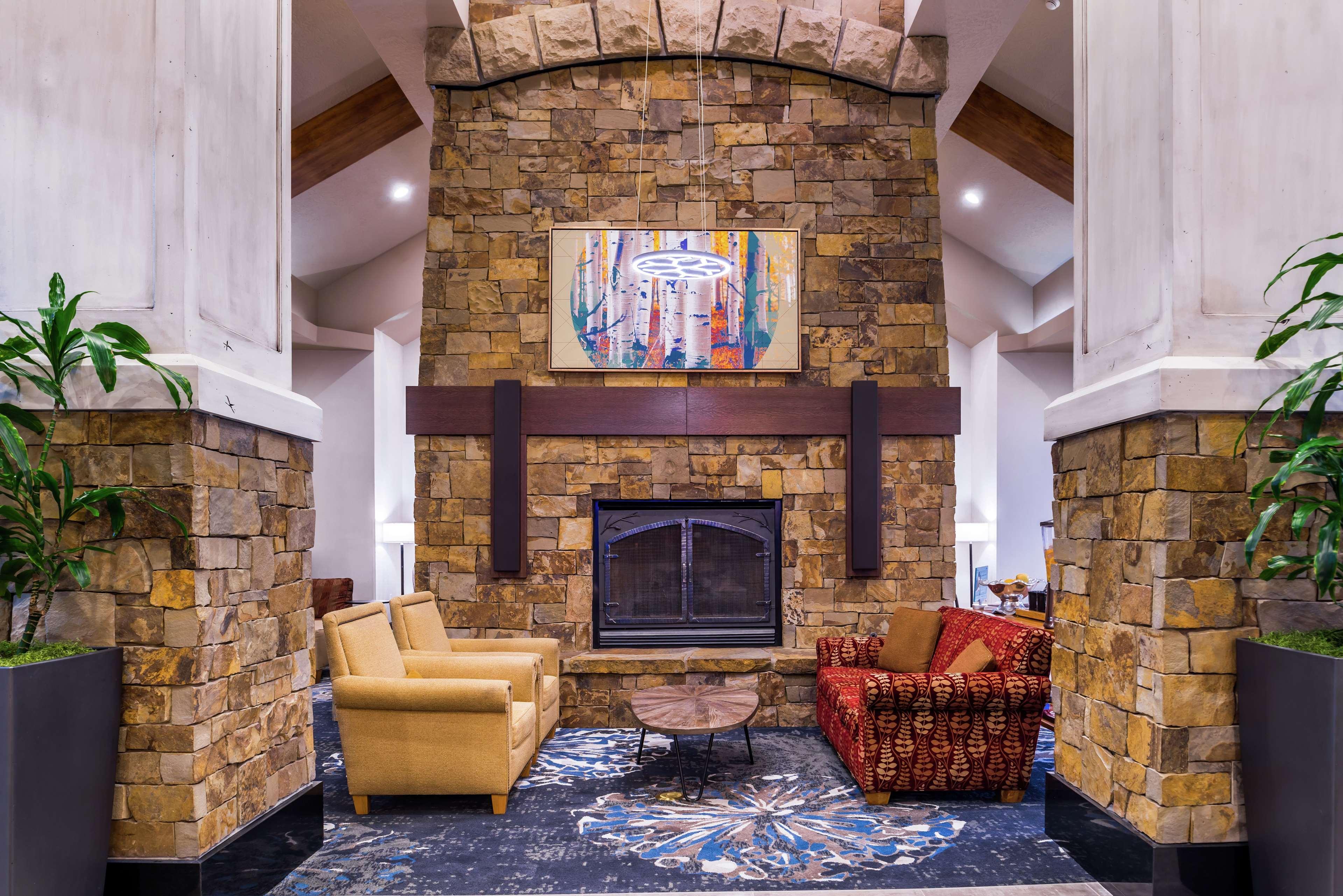 Hilton Garden Inn Bend Bagian luar foto