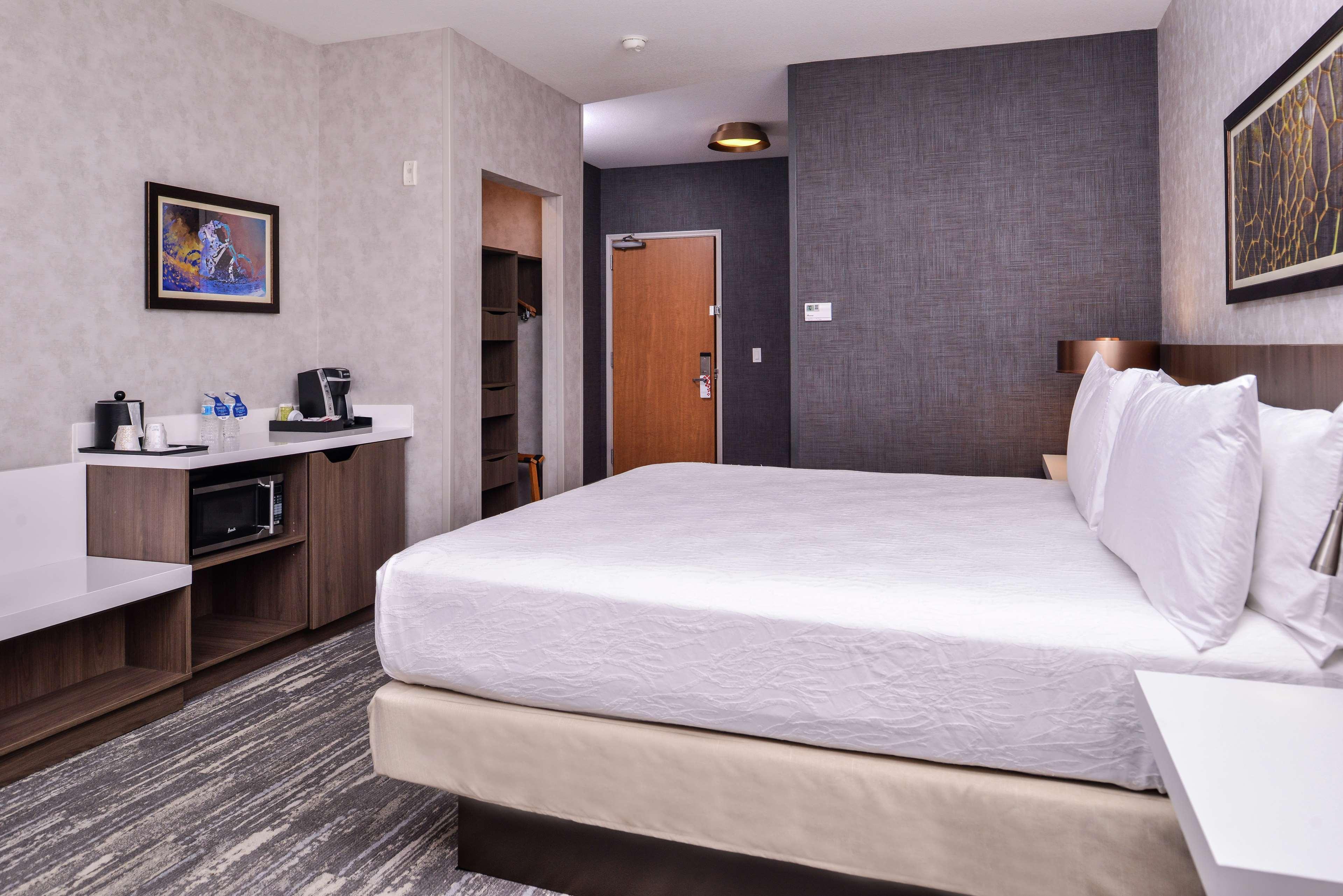 Hilton Garden Inn Bend Bagian luar foto