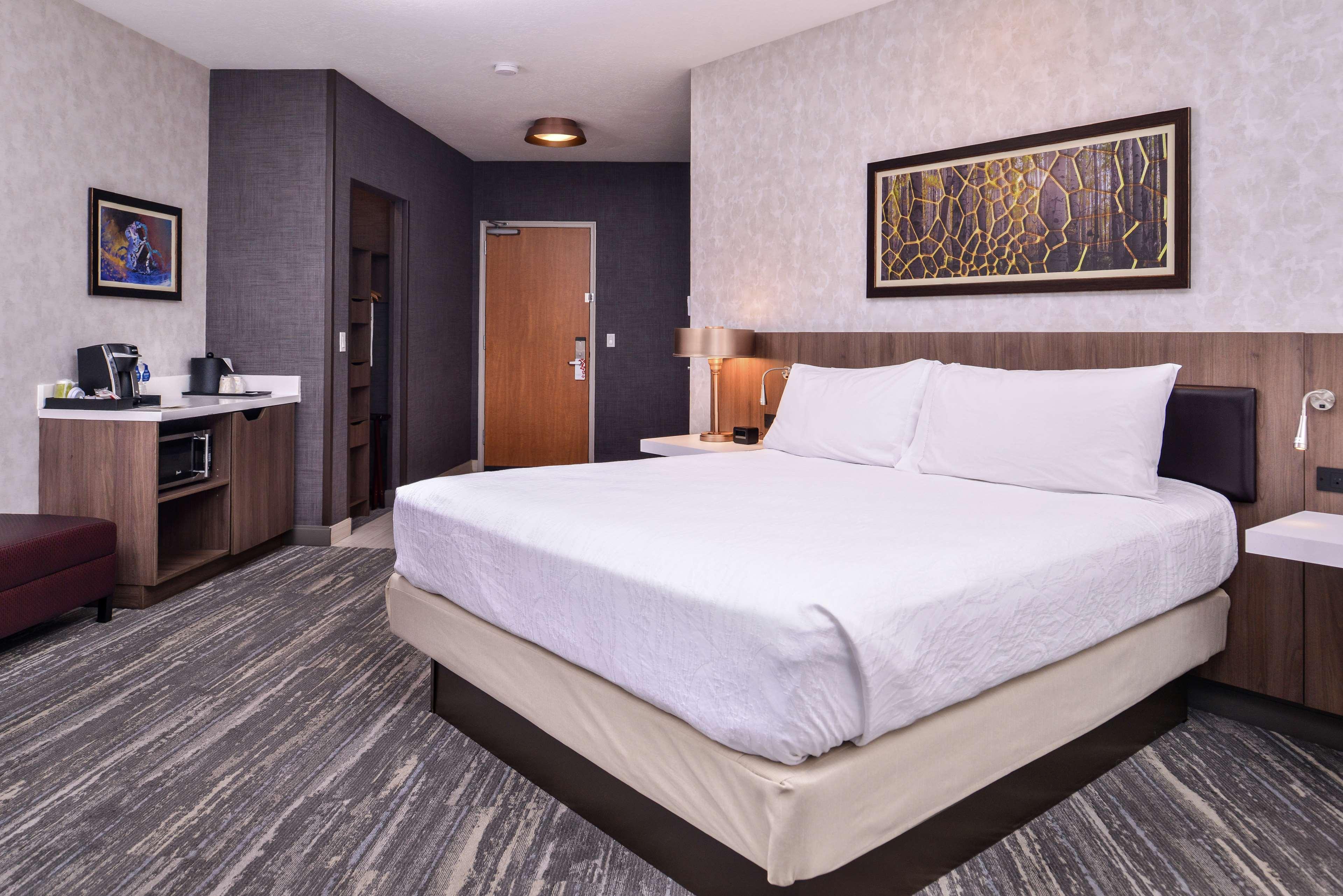 Hilton Garden Inn Bend Bagian luar foto