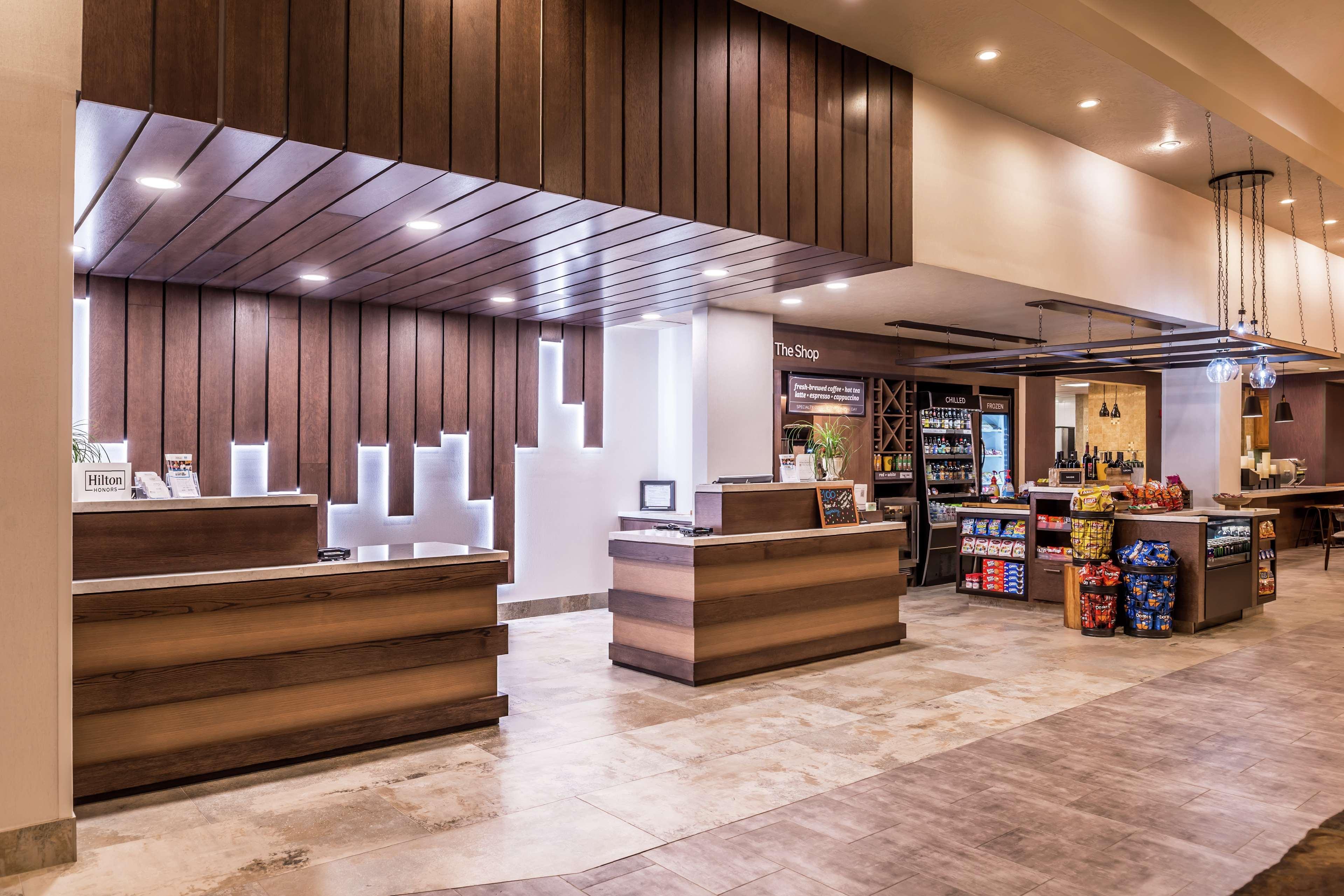 Hilton Garden Inn Bend Bagian luar foto