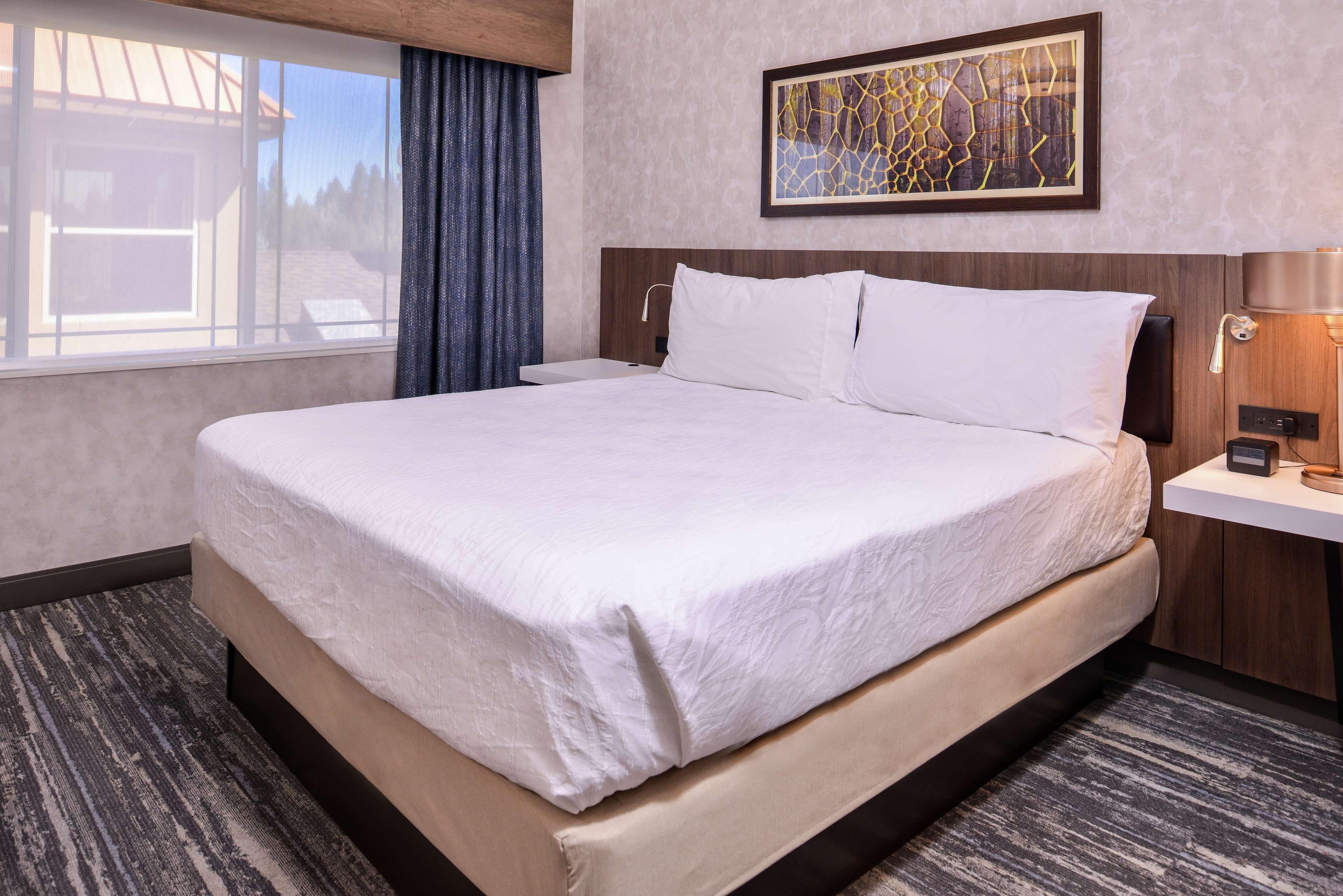Hilton Garden Inn Bend Bagian luar foto