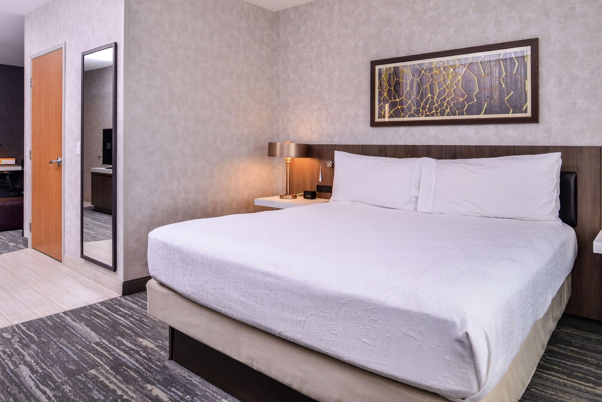 Hilton Garden Inn Bend Bagian luar foto