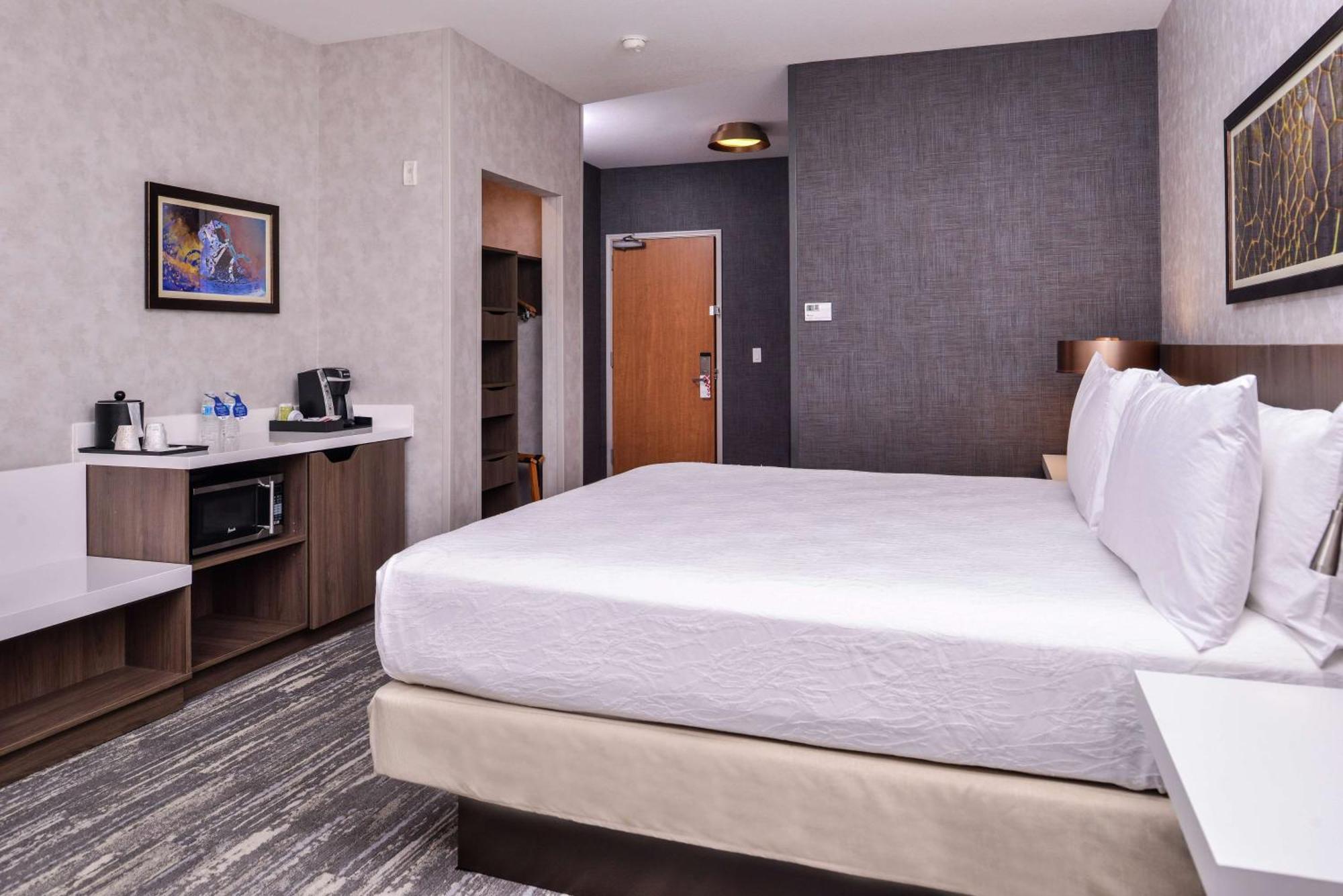 Hilton Garden Inn Bend Bagian luar foto
